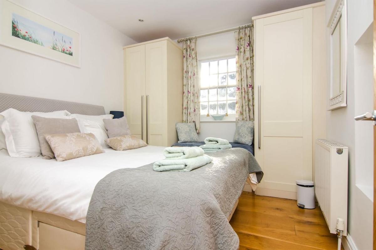 Pudding Cottage In Bakewell Exterior photo